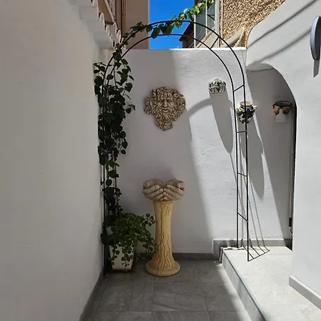 Apto Tanez Torremolinos, A דירה